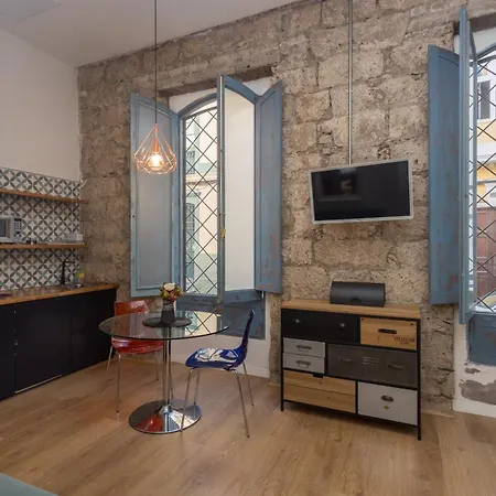 Apartment Triana Studio Cool *